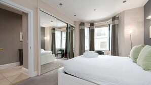 2 Schlafzimmer, Schreibtisch, Bügeleisen/Bügelbrett, kostenloses WLAN