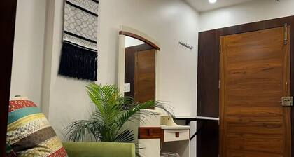 Exquisite 1BR in a villa with private kitchen