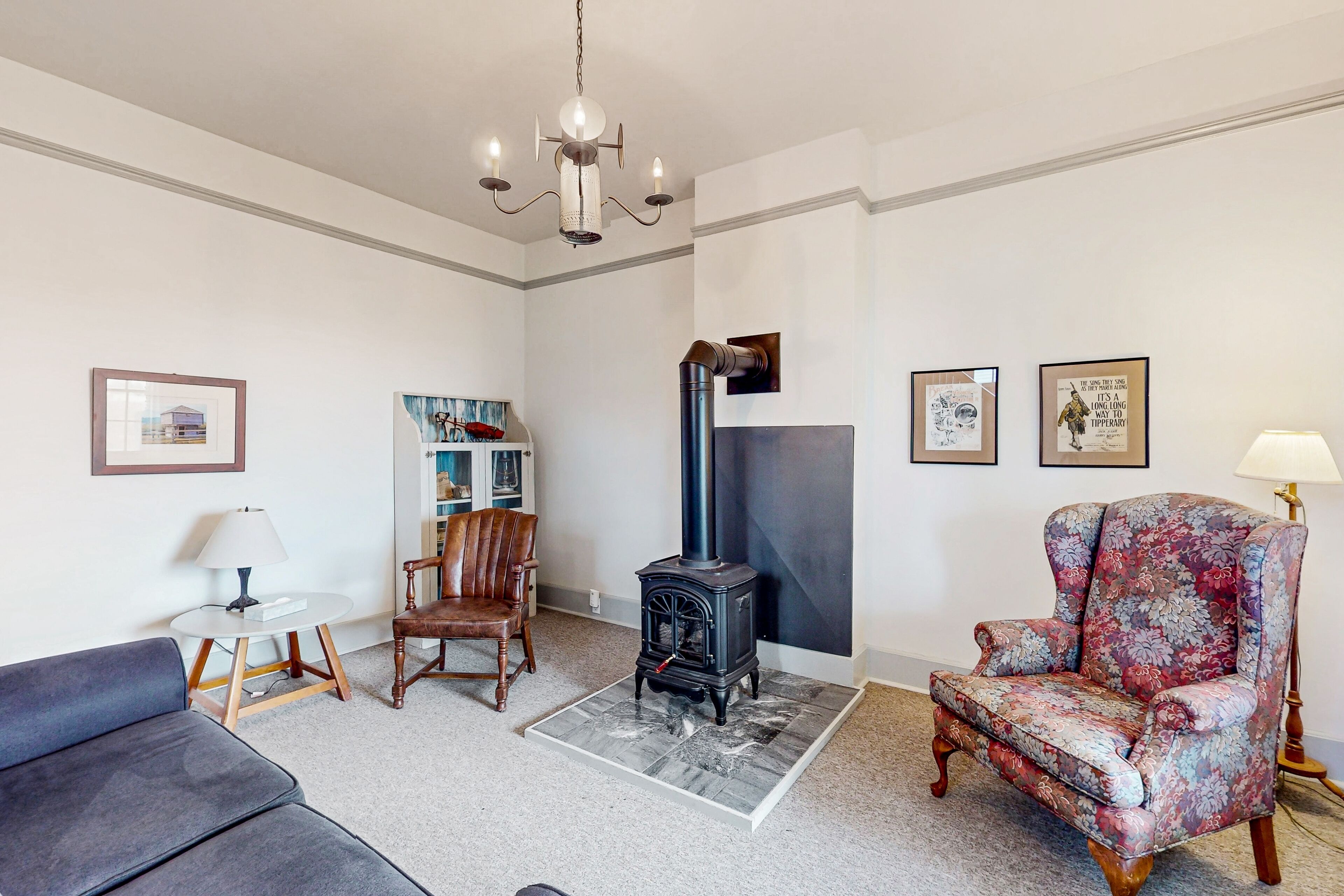 Two-story duplex overlooking Puget Sound, steps to Fort Casey State Park