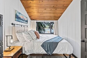 1 bedroom, desk, iron/ironing board, travel cot