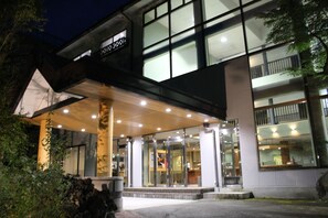Exterior - Fuji Yamanakako Hotel (Yamanakako)