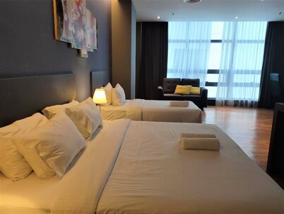 Imperial Suites 