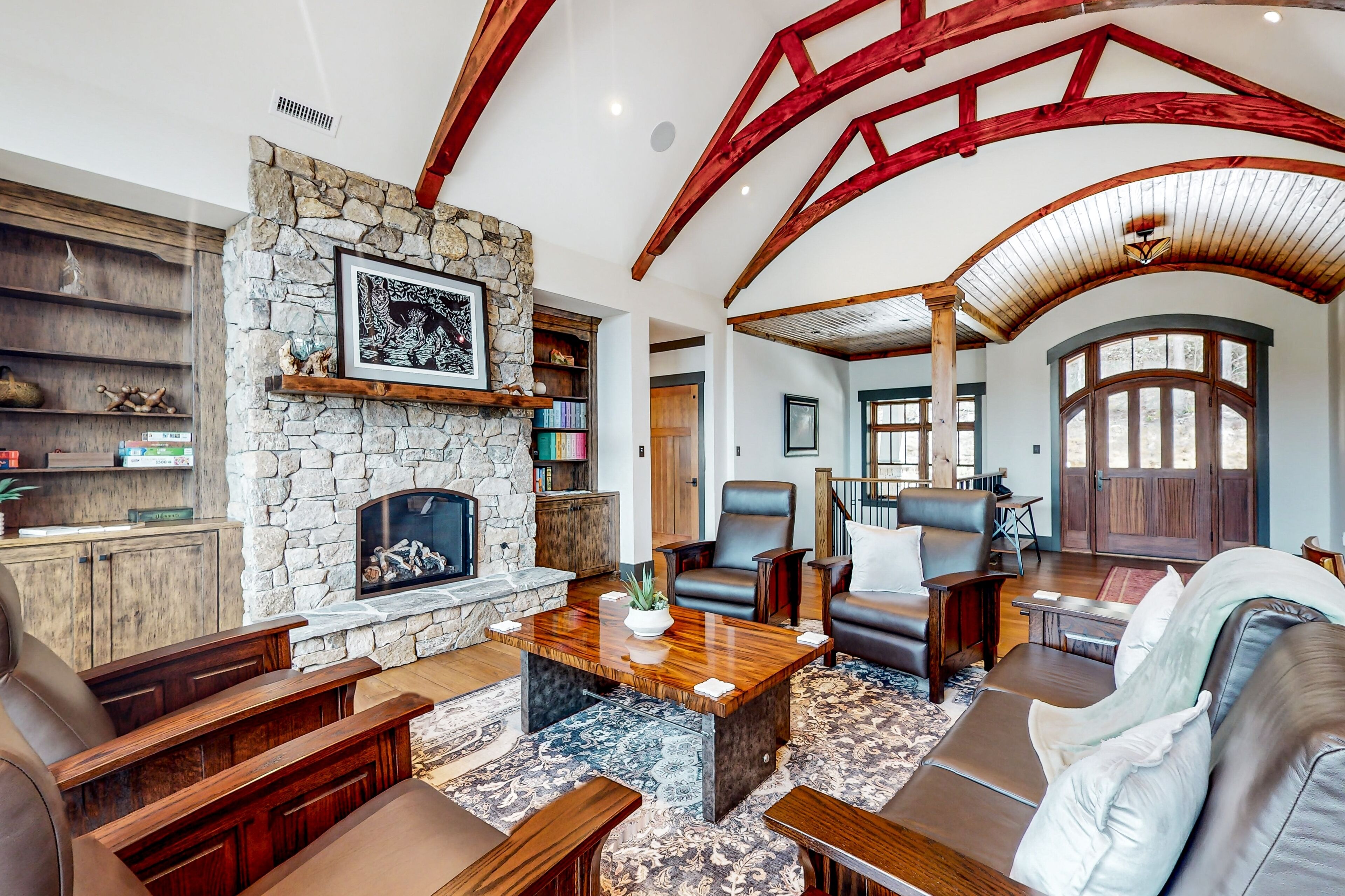 Beautiful mountain home with deck, fireplace, children's items, AC, & W/D