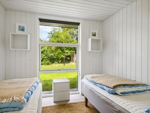 4 bedrooms, Internet
