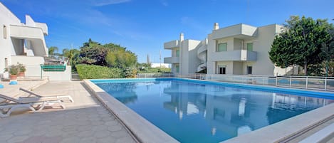 標準公寓, 多間臥室 (Residence Thalassa With Pool) | 泳池 | 季節性室外泳池