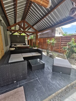 Terrace/patio - Cottage Océan 3* - accès direct plage de Boucan (Saint-Gilles-Les-Bains)