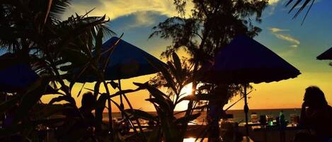 屋外ダイニングエリア