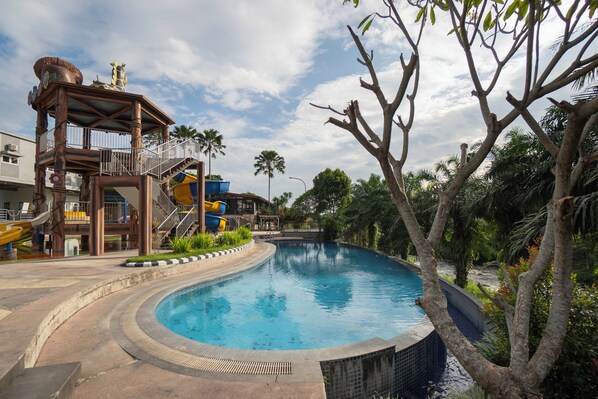 Water park - BeSS Resort and Waterpark Lawang (Lawang)