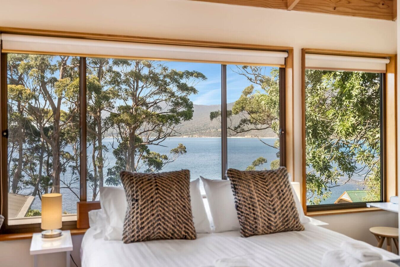 4 slaapkamers, een strijkplank/strijkijzer, wifi, beddengoed