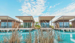 Deluxe Villa with Terrace | 1 bedroom, minibar, individually decorated, individually furnished