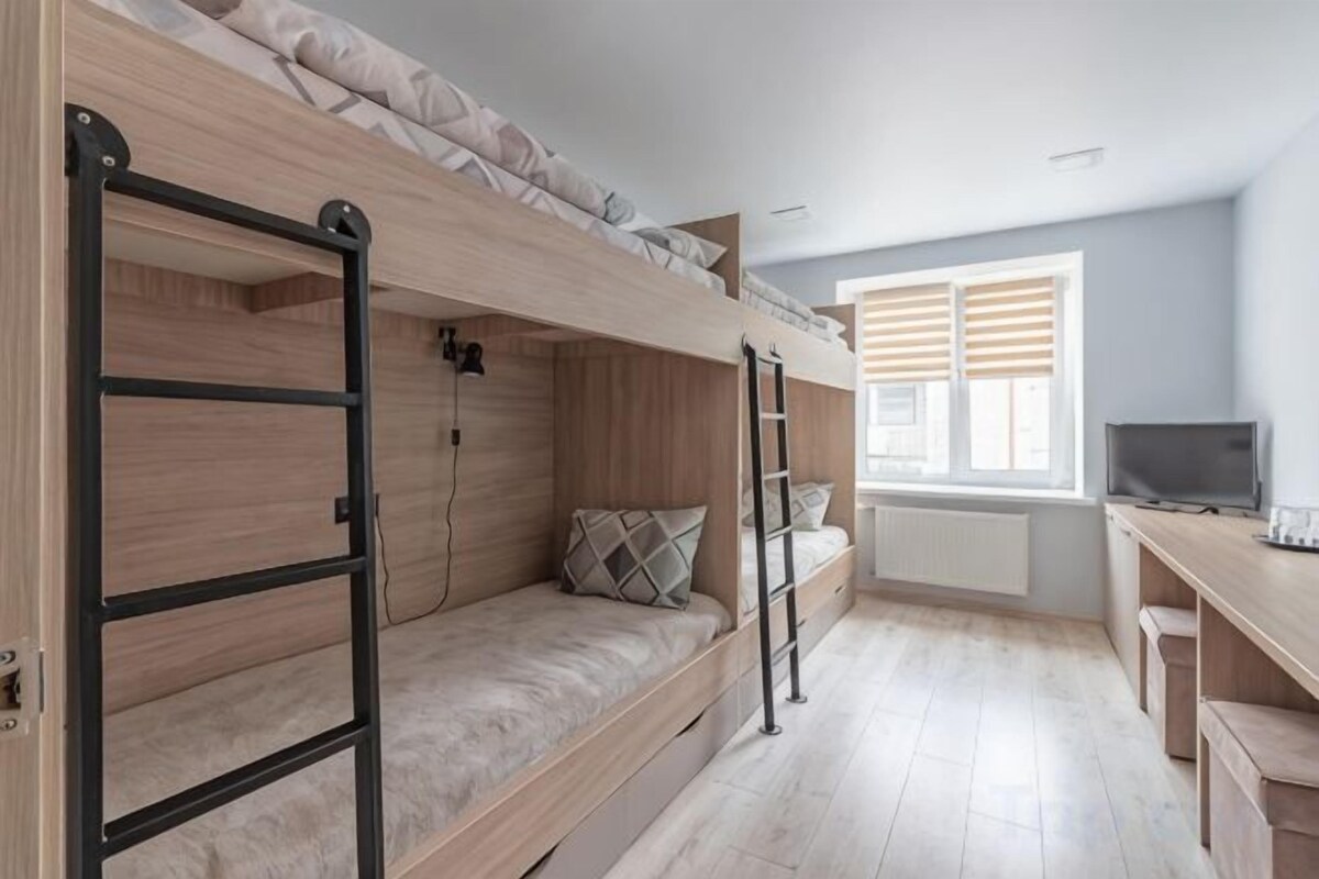 1 quarto, frigobar, camas extras/dobráveis (sobretaxa)