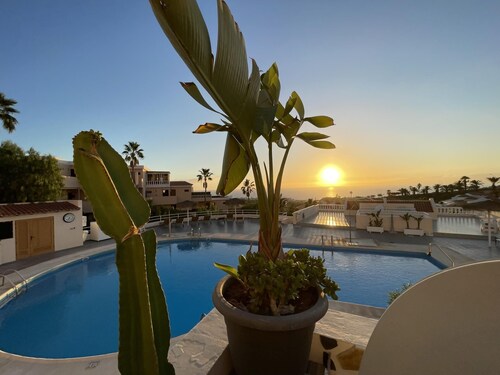 108 Parque Cristina, Ocean View, Heated Pool