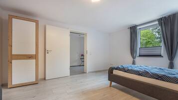 2 bedrooms, free WiFi, bed sheets