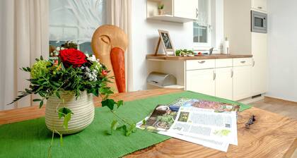 Ferienwohnung Storchennest" mit privater Terrasse und WLAN