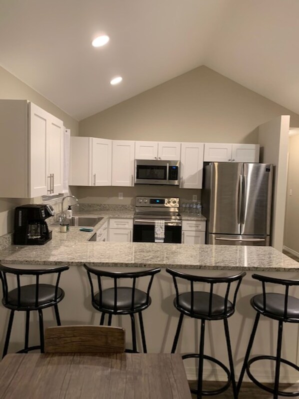 Microwave, oven, stovetop, dishwasher