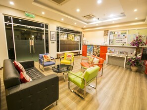 Lobby - Capital O 89344 Labuan Avenue Hotel (Labuan)