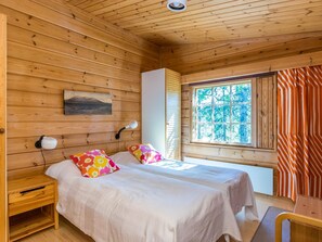 4 sovrum, strykjärn/strykbräda och internet