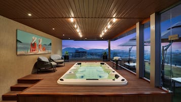Rooftop pool