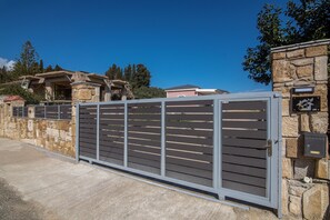 Strykejern/-brett, wi-fi og sengetøy