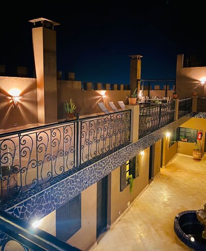 Ryad Marocain Proche D'agadir 15 Personnes - 6 Chambres - 3 sdb - 1 Piscine