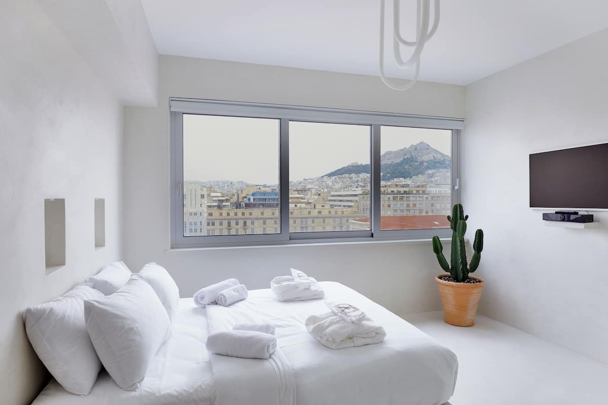 1 bedroom, Egyptian cotton sheets, premium bedding, pillow-top beds