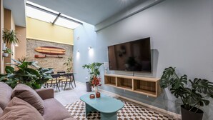 TV