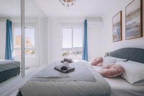 In-room safe, iron/ironing board, free WiFi, bed sheets - Sea view gem in Torremolinos REF039 (Torremolinos)