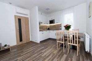 华丽公寓 | 隔��音、免费 WiFi