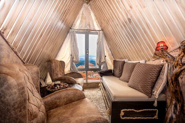 Family Apartment, City View | Free cribs/infant beds, travel crib, free WiFi, bed sheets