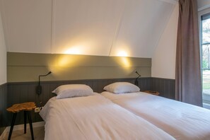 3 bedrooms, free WiFi - Holiday Home near Biesbosch & Breda (Oosterhout)