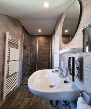 Dusche, Haartrockner