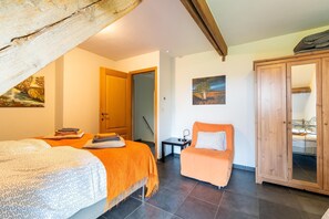 2 bedrooms, internet