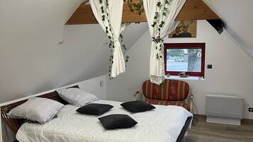 1 chambre, Wi-Fi gratuit, draps fournis