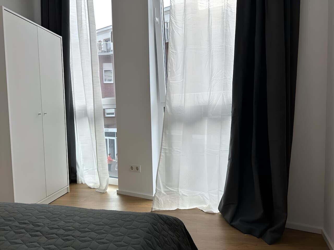 2 makuuhuonetta, silitysrauta/-lauta, Wi-Fi, vuodevaatteet