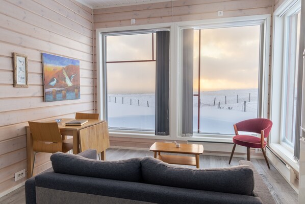 Comfort Apartment, Ocean View | Living area - Ekker Island Arctic Lodge (Vadsø)