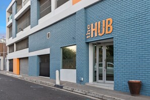 Apartment (2 Bedrooms) | Interior - The Hub 602 (Cape Town)