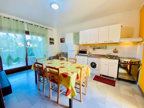 Appartamento, 2 camere da letto, al piano terra | Sala da pranzo