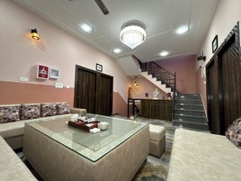 32-inch Smart TV with digital channels