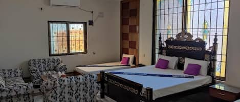 Soundproofing, iron/ironing board, free WiFi