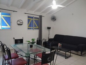 Interior - Haut DE Villa Equipee, Tout Confort, Style Loft (Lamentin)