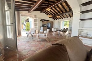 منطقة المعيشة