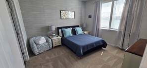 3 多间卧室、办公桌、熨斗/熨衣板、免费 WiFi