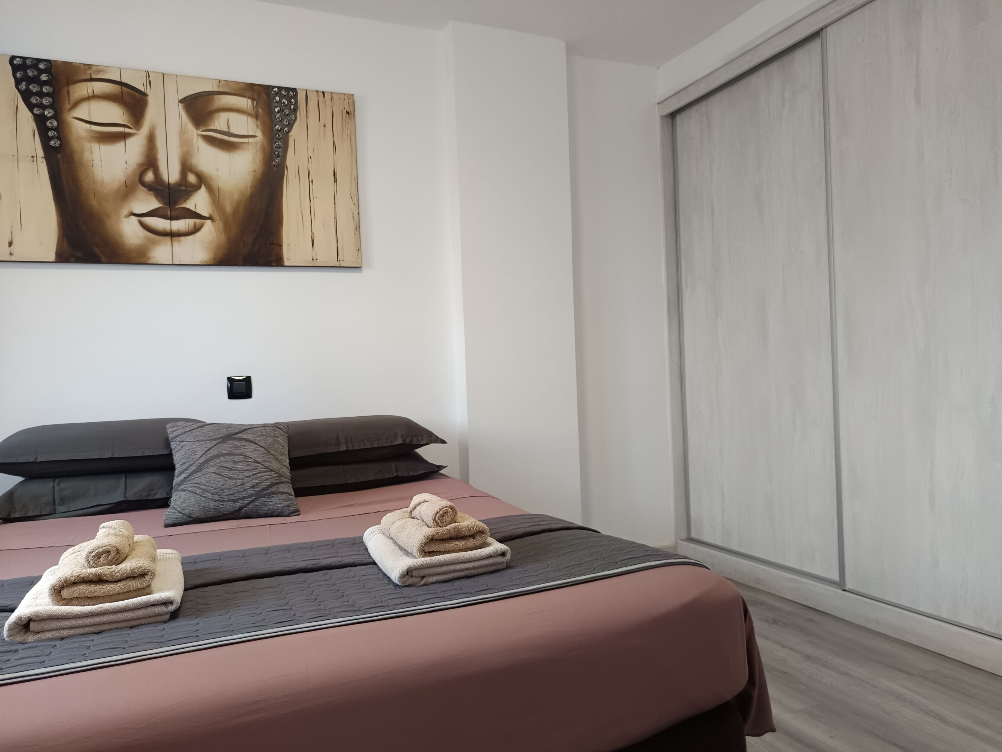 1 quarto, ferros/tábuas de passar roupa, Wi-Fi, roupa de cama