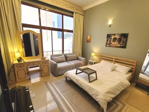 Bügeleisen/Bügelbrett, WLAN, Bettwäsche