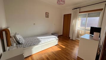 Apartment | 2 bedrooms, free WiFi