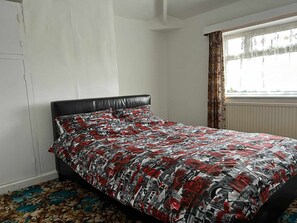 3 chambres, Wi-Fi gratuit, draps fournis