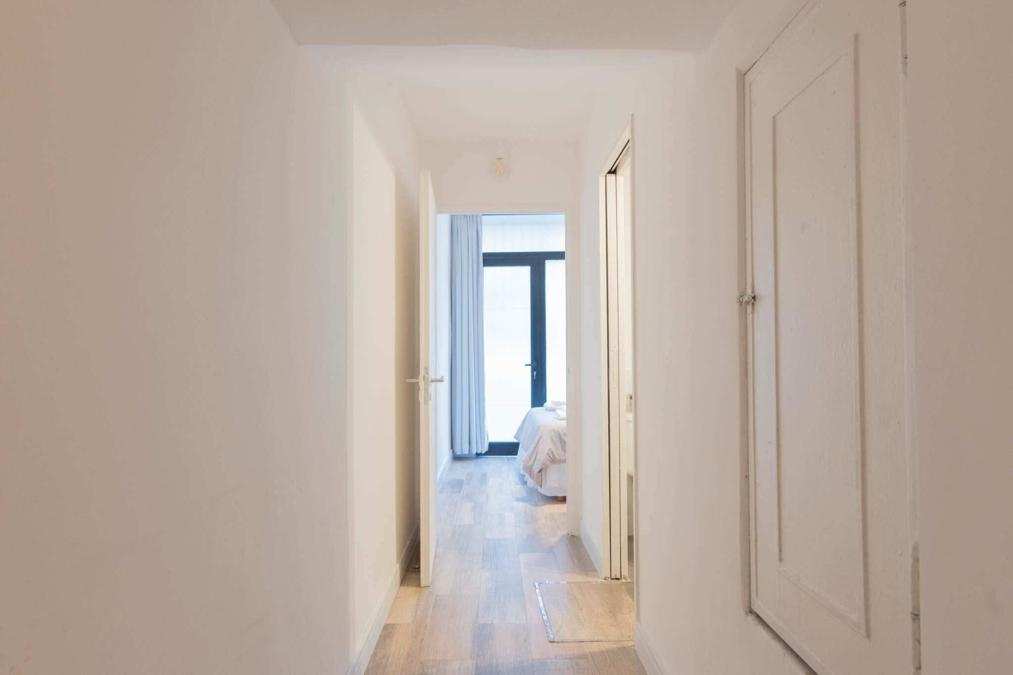 4 bedrooms, desk, iron/ironing board, WiFi