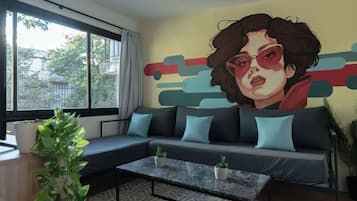 Televisión, oficina