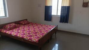 Skrivebord og wi-fi (inkludert)