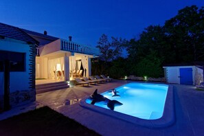 Piscine extérieure